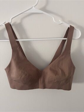 Lululemon Athletica Seamless Wireless Bra Beige Tan 34B